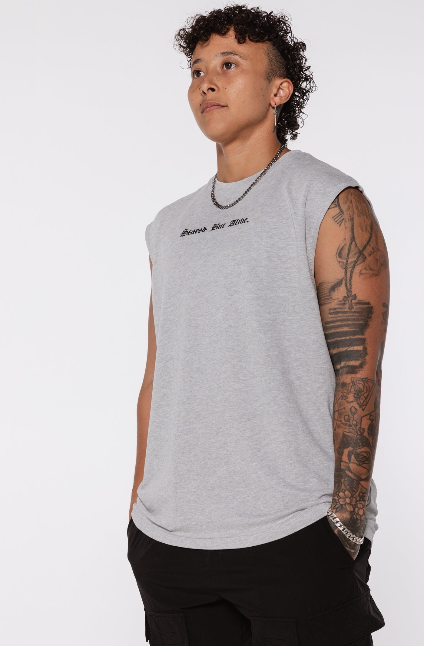 London Tank Shadow Heather angled fit on second model