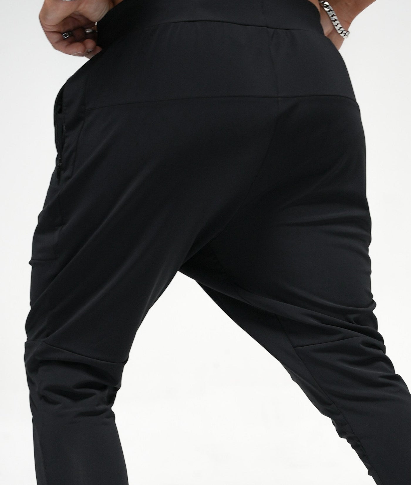 Tokyo Jogger Black Out back fit and drop crotch detail