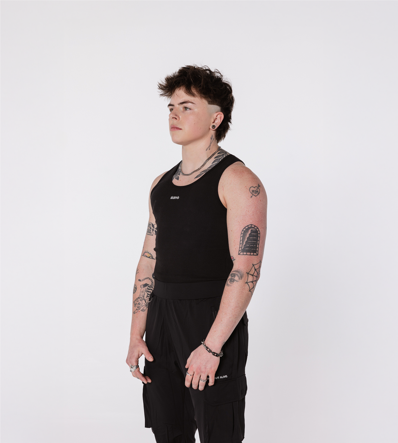 Ibiza Rib Tank Black Out angled fit