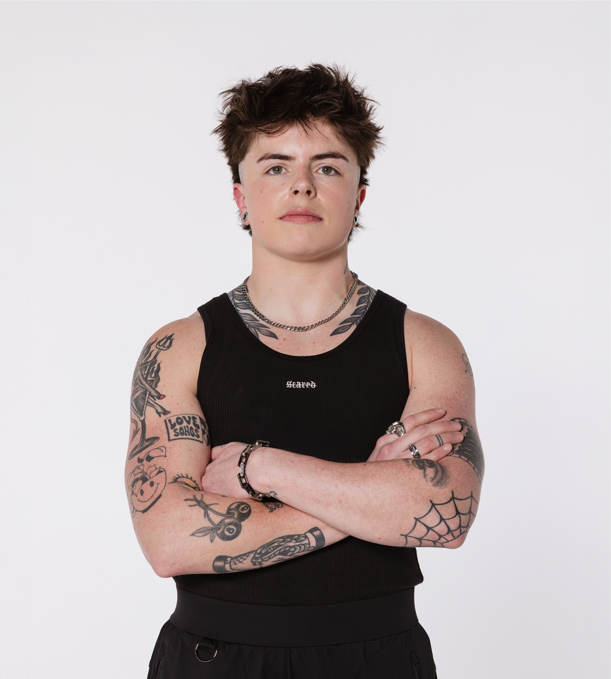 [Color: Black Out] Model wearing the Ibiza Rib Tank and the Dubai Cargo Joggers