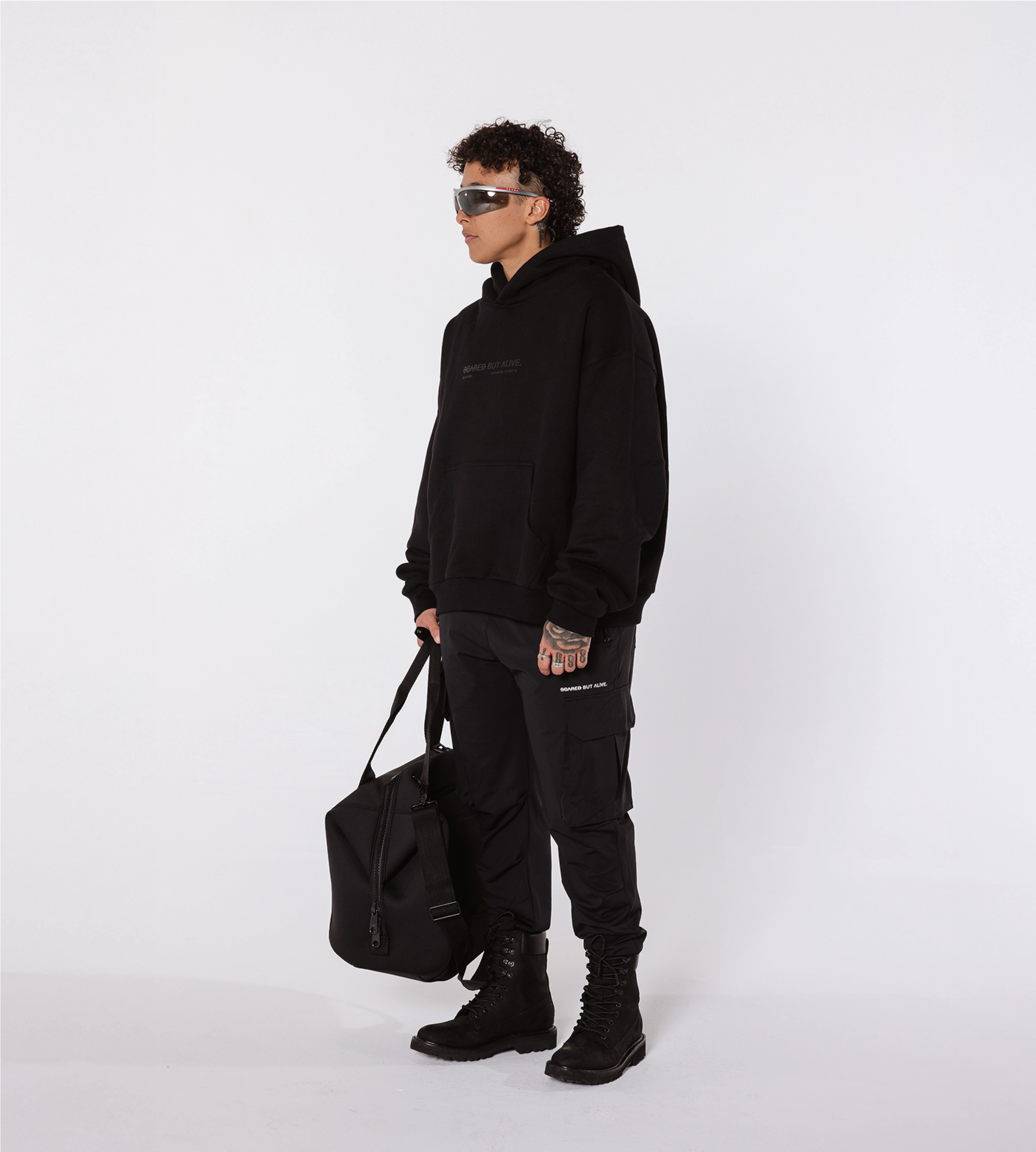 Los Angeles Hoodie Black Out angled front fit