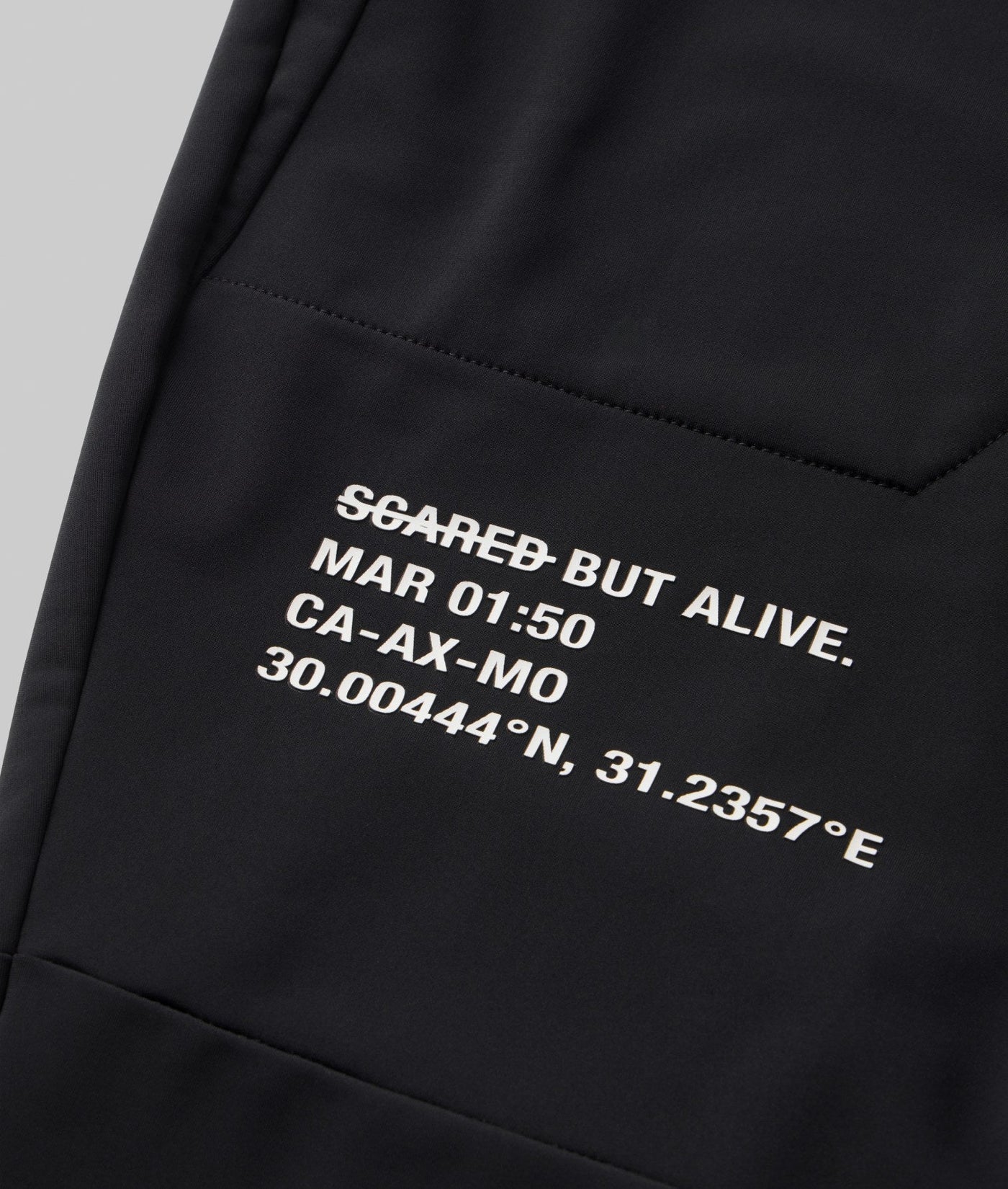 Tokyo Jogger Black Out high density stamp detail
