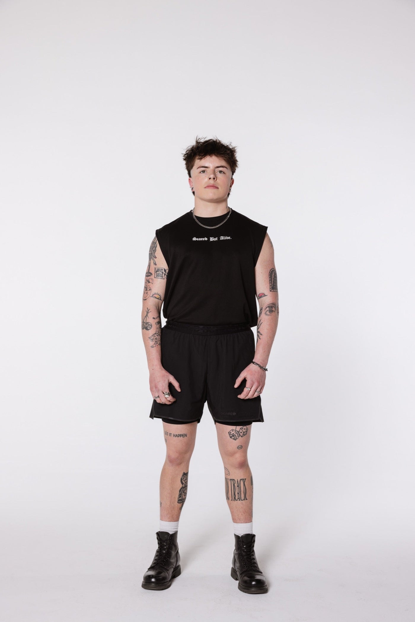 Berlin 7 inch Short Black Out full model studio fit