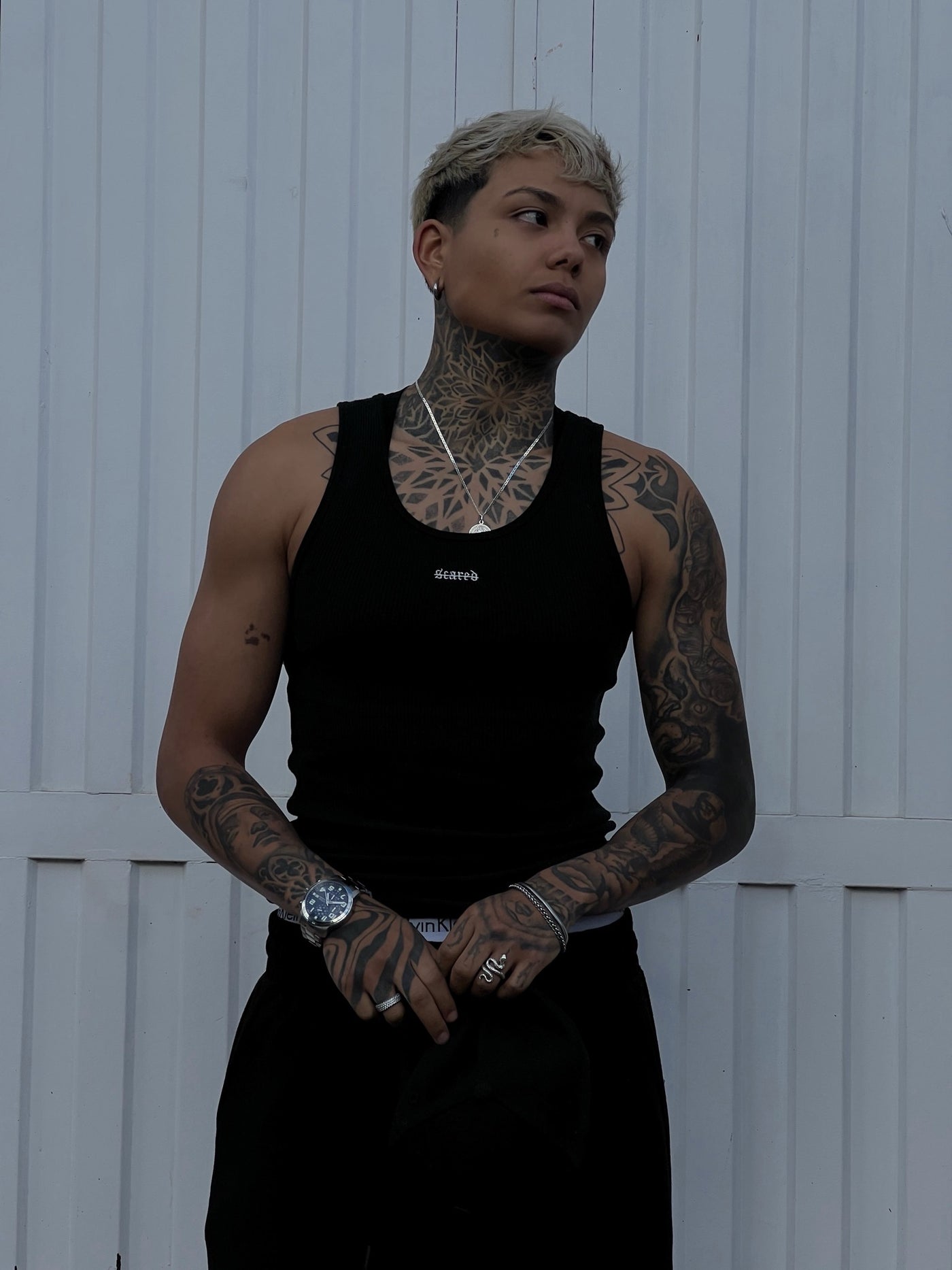 Ibiza Rib Tank Black Out outdoor portrait