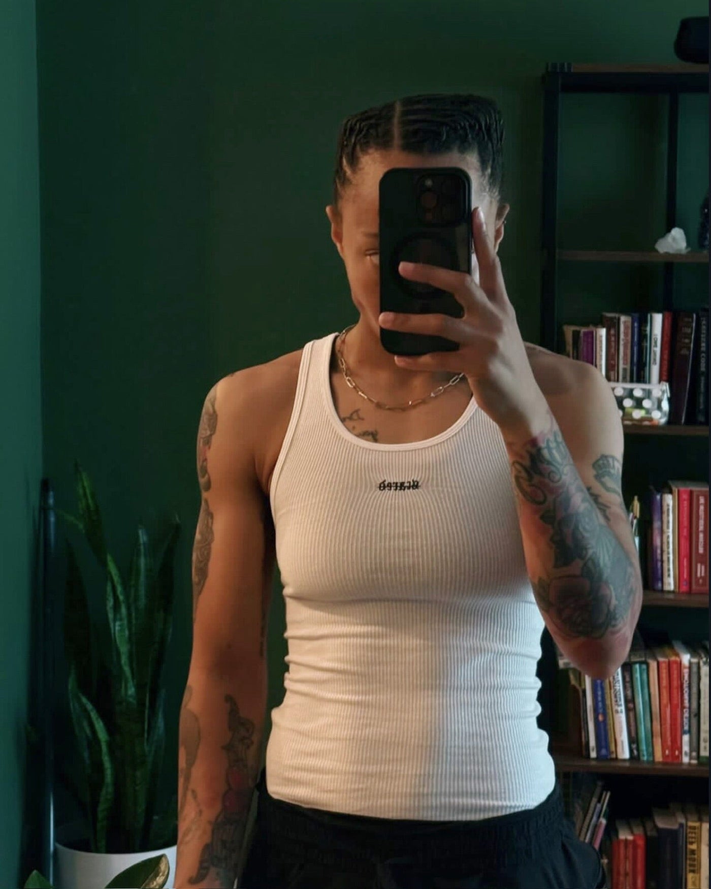 Ibiza Rib Tank White Space green room mirror fit